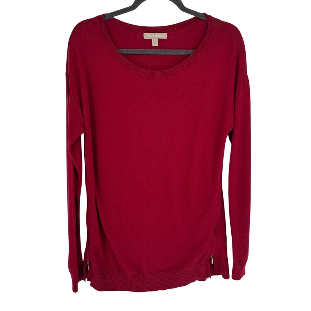 Banana Republic Red Wool Blend Sweater Gold Zipper Accents Round Neck Winter L